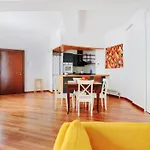 Pagano & Cenacolo Bright Apartment