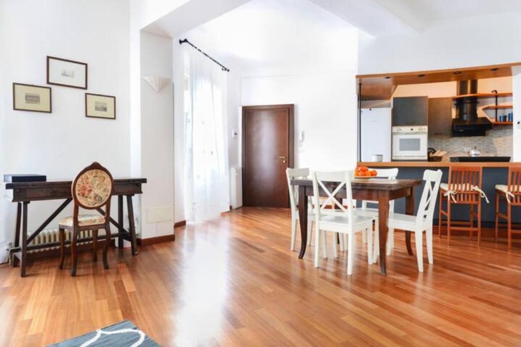Pagano & Cenacolo Bright * Mailand